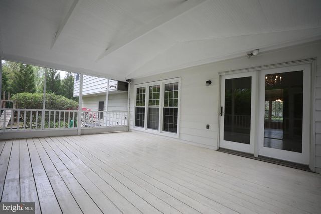10052 COLEBROOK AVE, Potomac, MD 20854