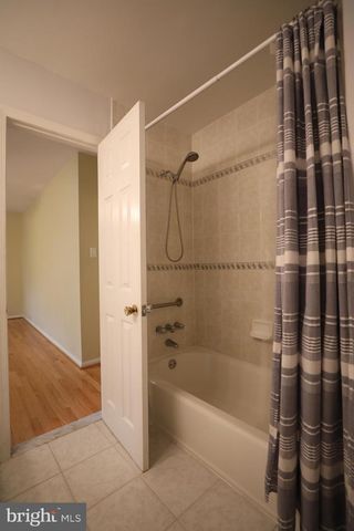 10052 COLEBROOK AVE, Potomac, MD 20854