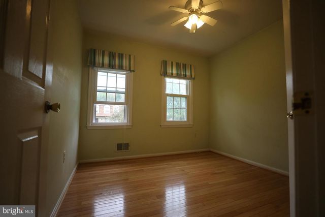 10052 COLEBROOK AVE, Potomac, MD 20854