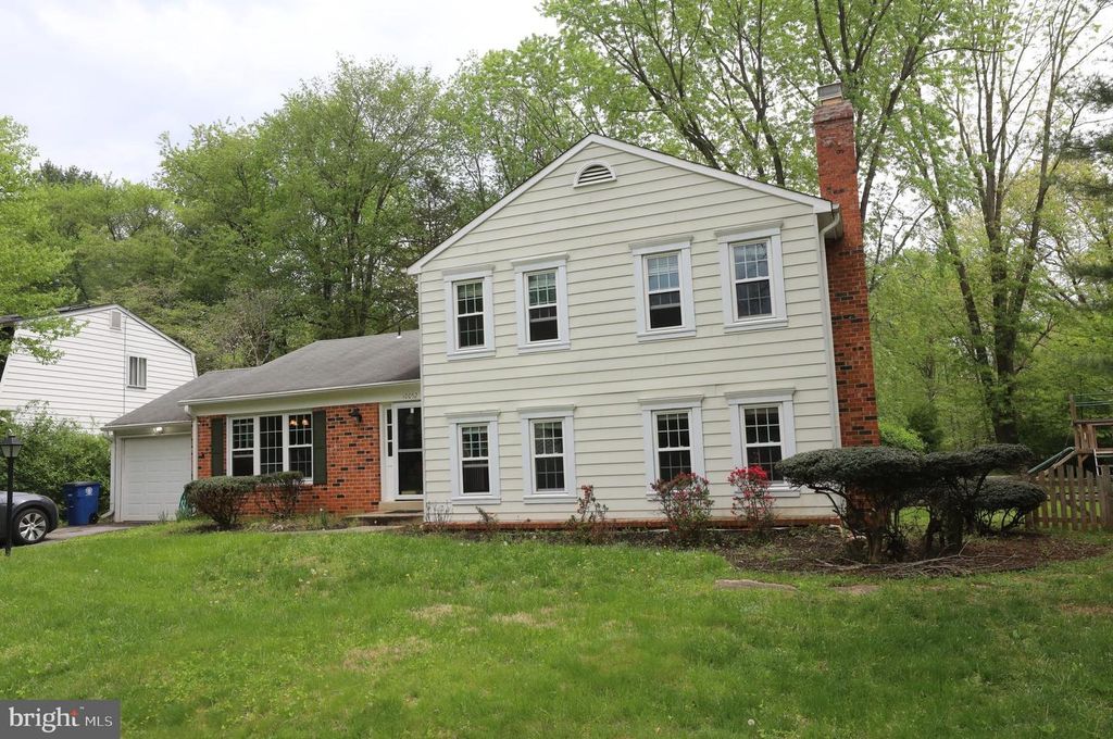 10052 COLEBROOK AVE, Potomac, MD 20854