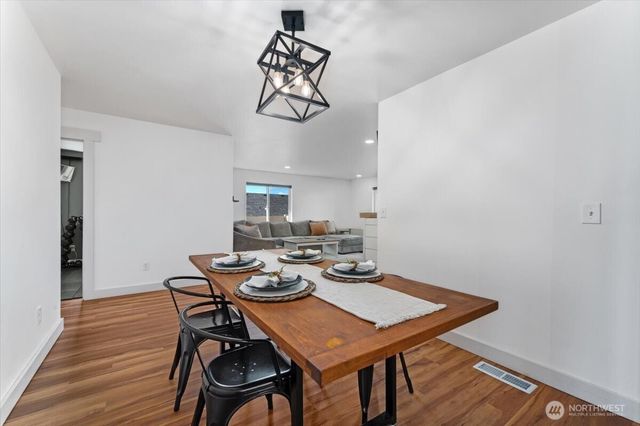 3949 NE Vista Del Rey Drive, East Wenatchee, WA 98802