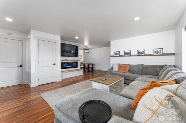 3949 NE Vista Del Rey Drive, East Wenatchee, WA 98802