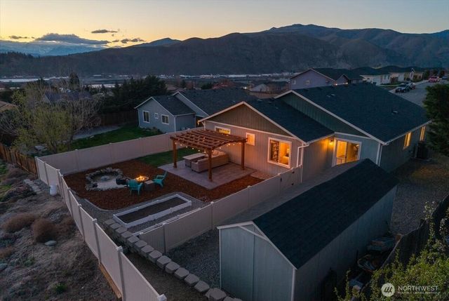 3949 NE Vista Del Rey Drive, East Wenatchee, WA 98802