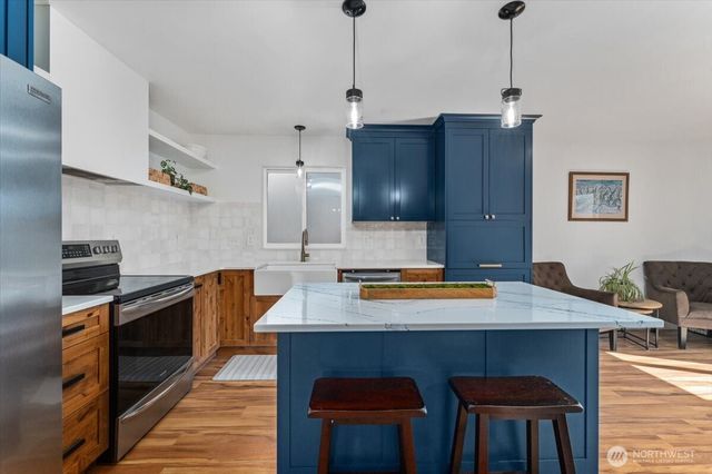 3949 NE Vista Del Rey Drive, East Wenatchee, WA 98802