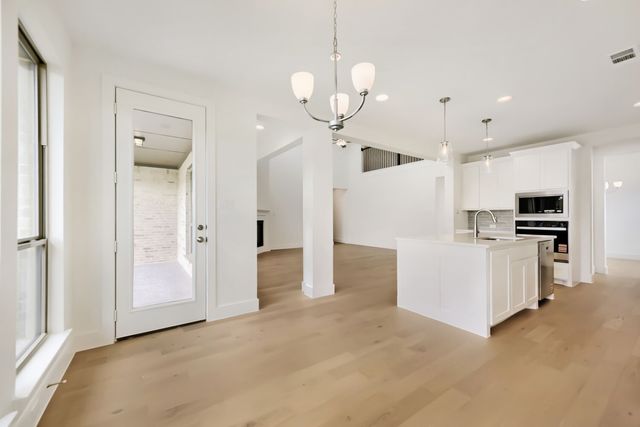 11465 Wulstone Drive, Fort Worth, TX 76052