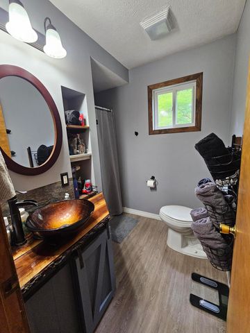 1695 Simonelli Road, Muskegon, MI 49445