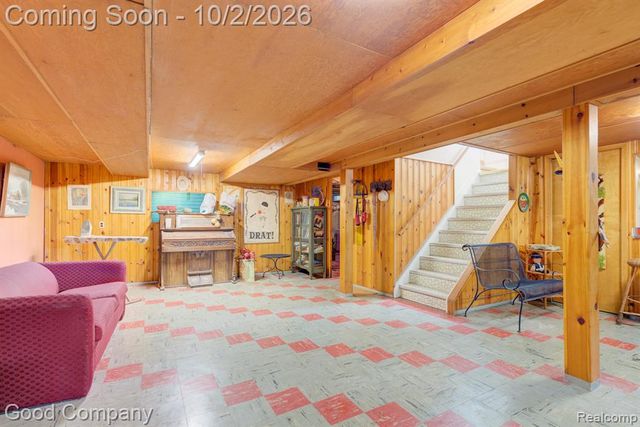 31728 Sheridan Drive, Beverly Hills, MI 48025