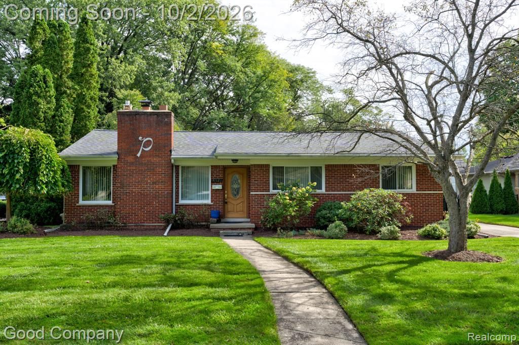 31728 Sheridan Drive, Beverly Hills, MI 48025