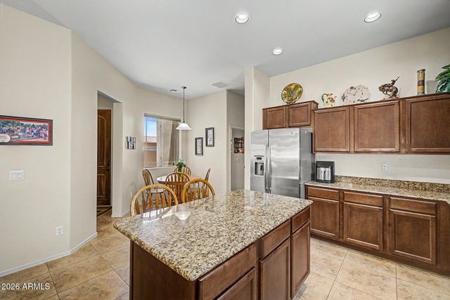 6202 E MCKELLIPS Road 190, Mesa, AZ 85215