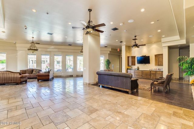 6202 E MCKELLIPS Road 190, Mesa, AZ 85215