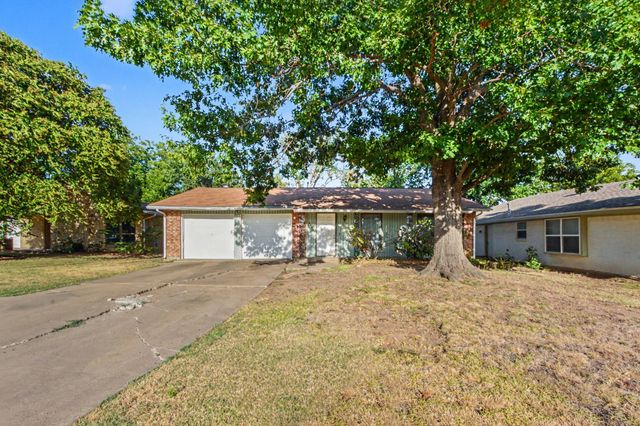 3432 Whippoorwill Lane, Irving, TX 75062