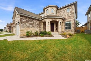 2560 Windle Ln, Seguin, TX 78155