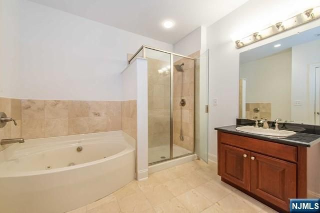 20 Ave At Port Imperial 330, West New York, NJ 07093