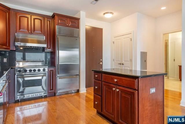 20 Ave At Port Imperial 330, West New York, NJ 07093