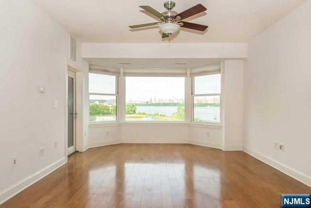 20 Ave At Port Imperial 330, West New York, NJ 07093
