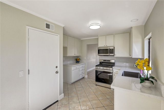 11222 Cortland Street, Rancho Cucamonga, CA 91701