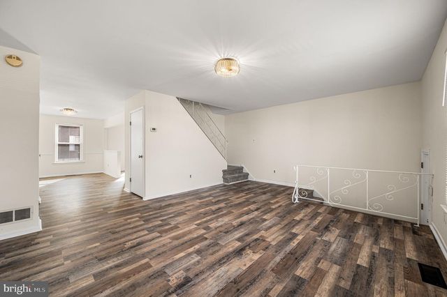 2720 S 76TH ST, Philadelphia, PA 19153