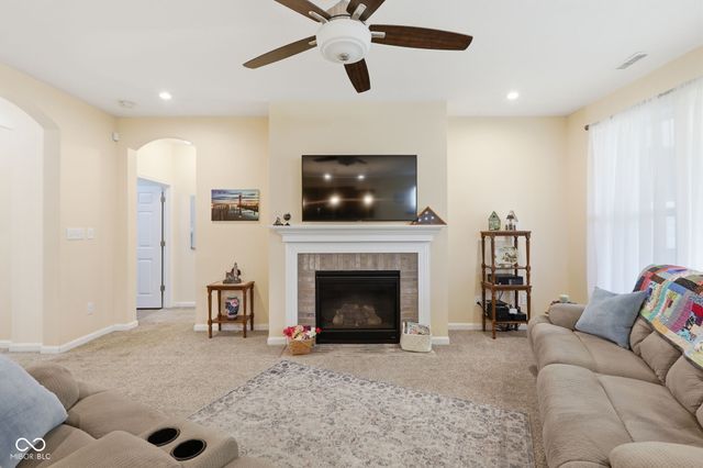 5728 Lyster Lane, Indianapolis, IN 46239