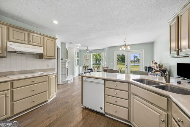 542 E Cardinal Circle, St. Marys, GA 31558