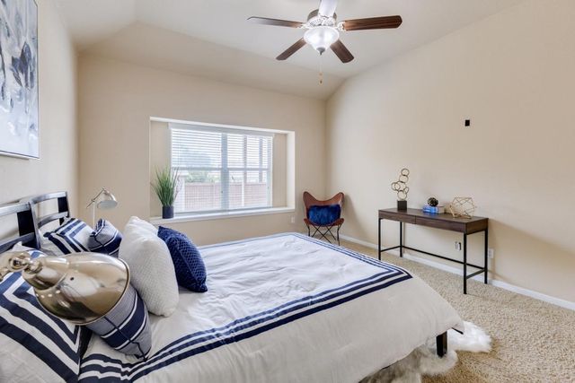 520 Bottle Brush DR, Kyle, TX 78640