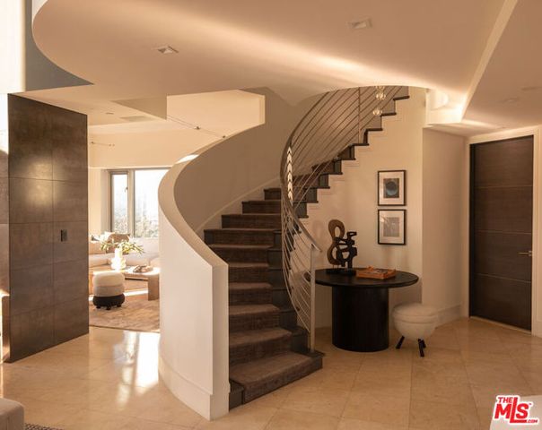 10727 Wilshire Boulevard PH2, Los Angeles, CA 90024