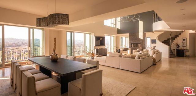 10727 Wilshire Boulevard PH2, Los Angeles, CA 90024