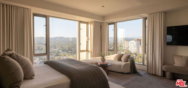 10727 Wilshire Boulevard PH2, Los Angeles, CA 90024