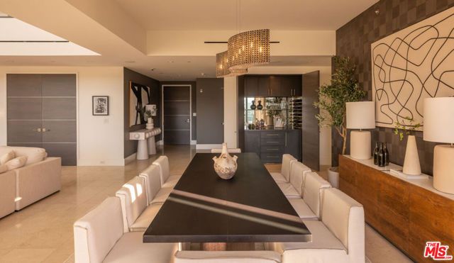10727 Wilshire Boulevard PH2, Los Angeles, CA 90024