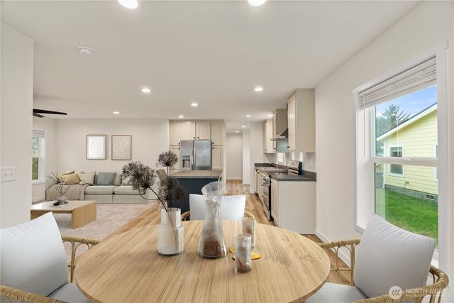 161 Polaris Boulevard SW, Ocean Shores, WA 98569