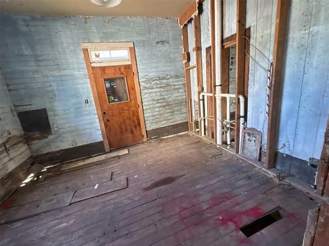 1220 34th Street, Galveston, TX 77550