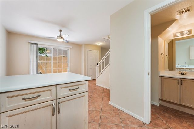 9648 Lame Horse Drive, Las Vegas, NV 89123
