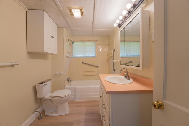 2895 Bulen Avenue, Columbus, OH 43207