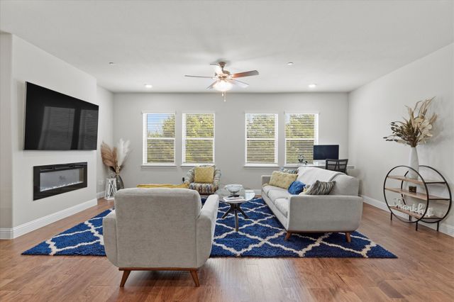 7829 Bayside Drive, Rowlett, TX 75088