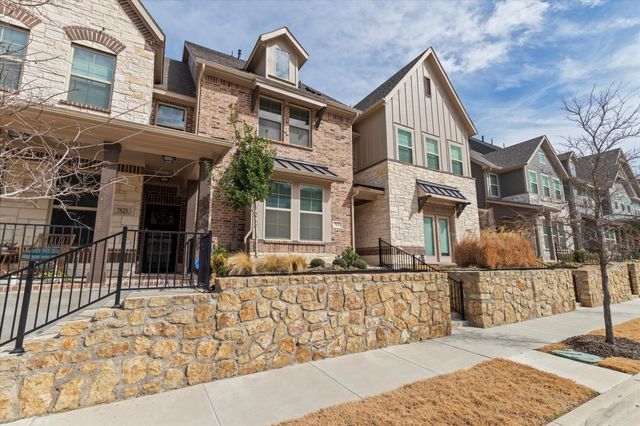 7829 Bayside Drive, Rowlett, TX 75088