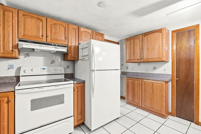 257 Cross St, Winchester, MA 01890