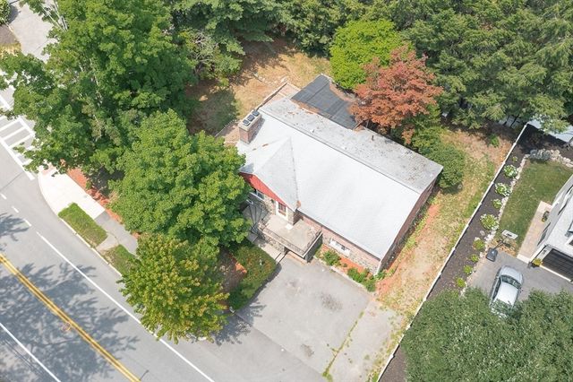 257 Cross St, Winchester, MA 01890