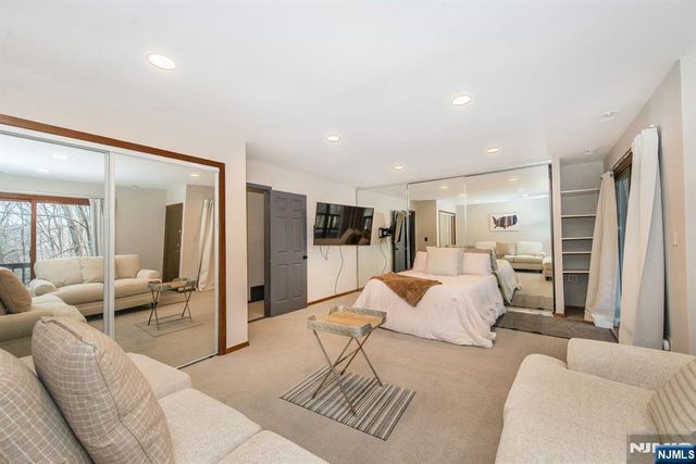 5 Wimbledon Drive 2, Vernon, NJ 07462