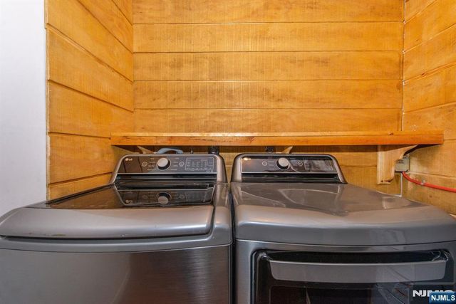 5 Wimbledon Drive 2, Vernon, NJ 07462