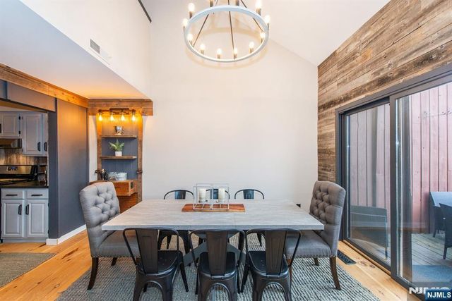 5 Wimbledon Drive 2, Vernon, NJ 07462