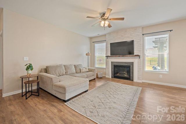 113 Lantern Acres Drive, Mooresville, NC 28115
