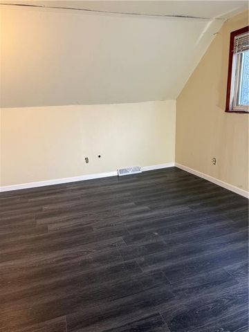 2401 Bittersweet Lane, St Joseph, MO 64503