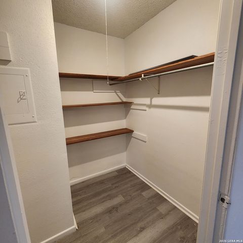 610 Ruiz St Apt 2, San Antonio, TX 78207