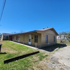 610 Ruiz St Apt 2, San Antonio, TX 78207
