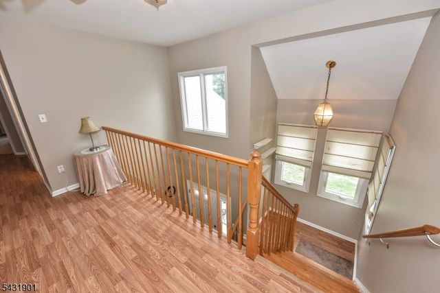 9 Braemar Dr, Rockaway Twp., NJ 07866