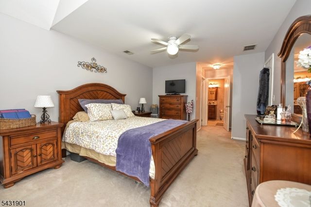 9 Braemar Dr, Rockaway Twp., NJ 07866