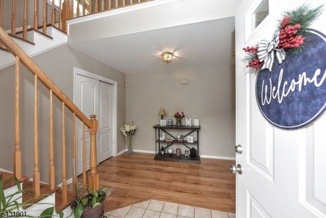 9 Braemar Dr, Rockaway Twp., NJ 07866