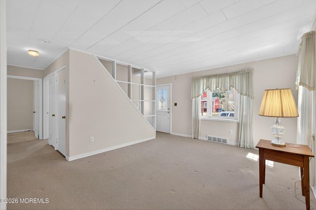 68 Davis Lane, Red Bank, NJ 07701