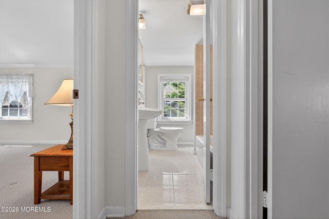 68 Davis Lane, Red Bank, NJ 07701