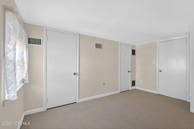 68 Davis Lane, Red Bank, NJ 07701