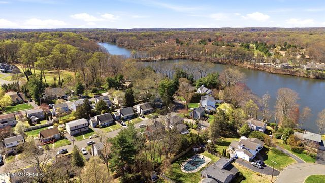 68 Davis Lane, Red Bank, NJ 07701